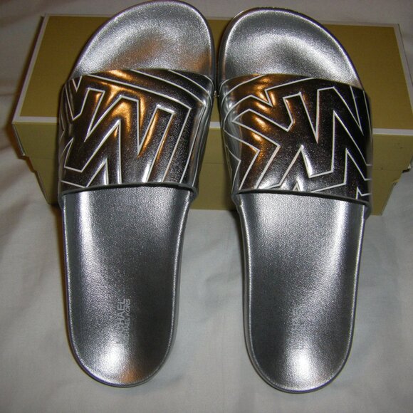 Michael Kors Gilmore Slides Metallic Silver MK Logo Women's Size 10 New In Box - Picture 10 of 15
